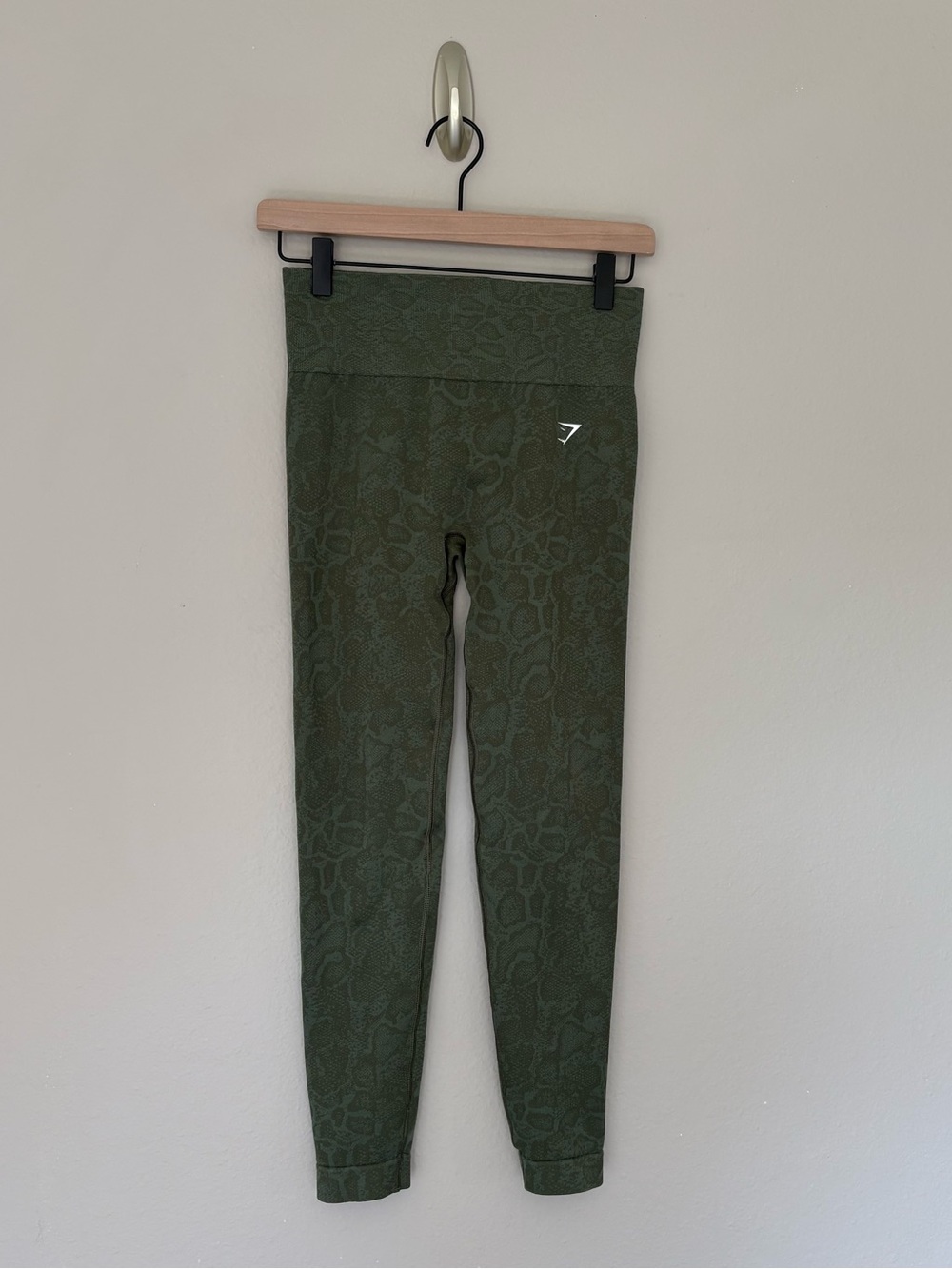 Gymshark Adapt Animal Print Seamless Legging Olive Green Size M